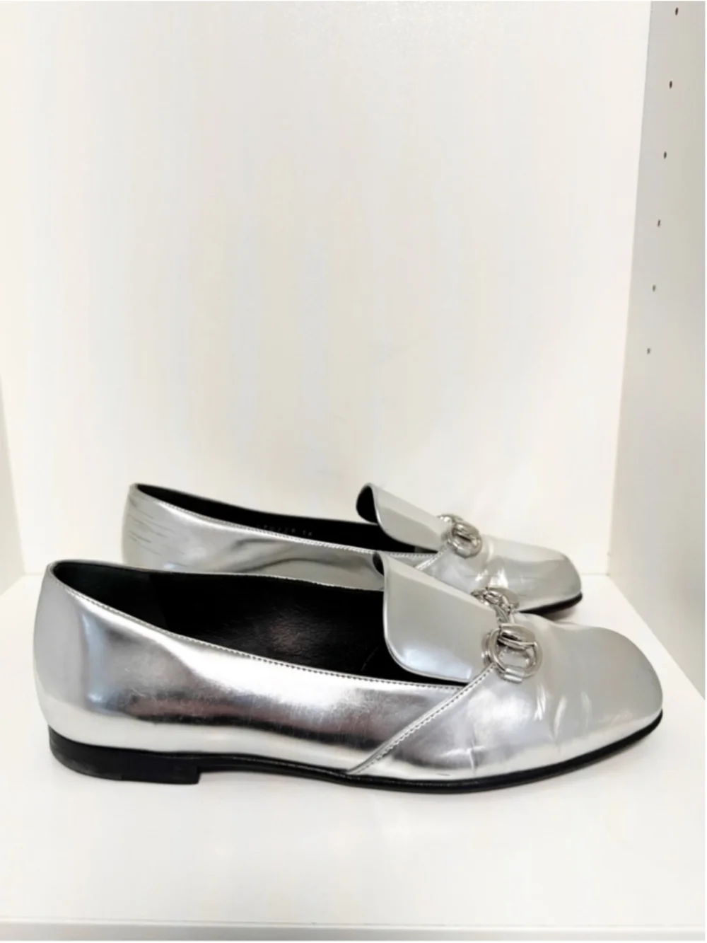 Gucci Silver Mirror Foil Leather Kira Horsebit Loafers Size 36
